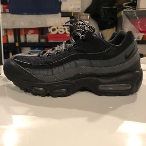 Black Air Max 95
